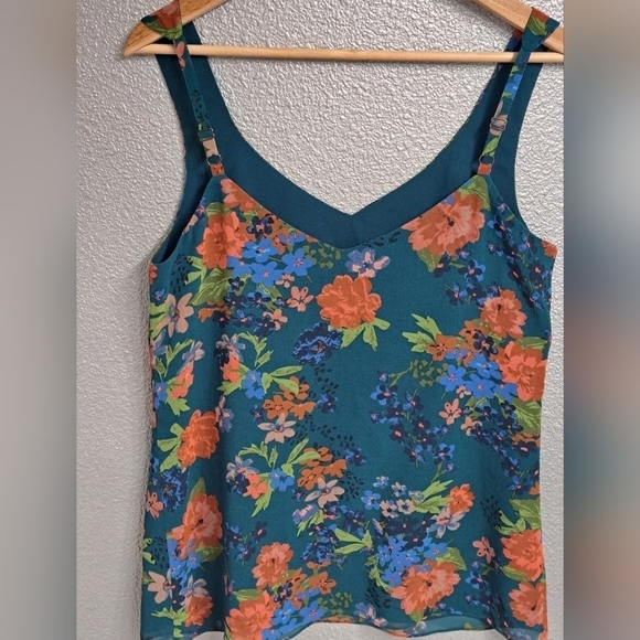 Cabi V-Neck Sleeveless Sheer Floral Blouse    Size S - Picture 5 of 6